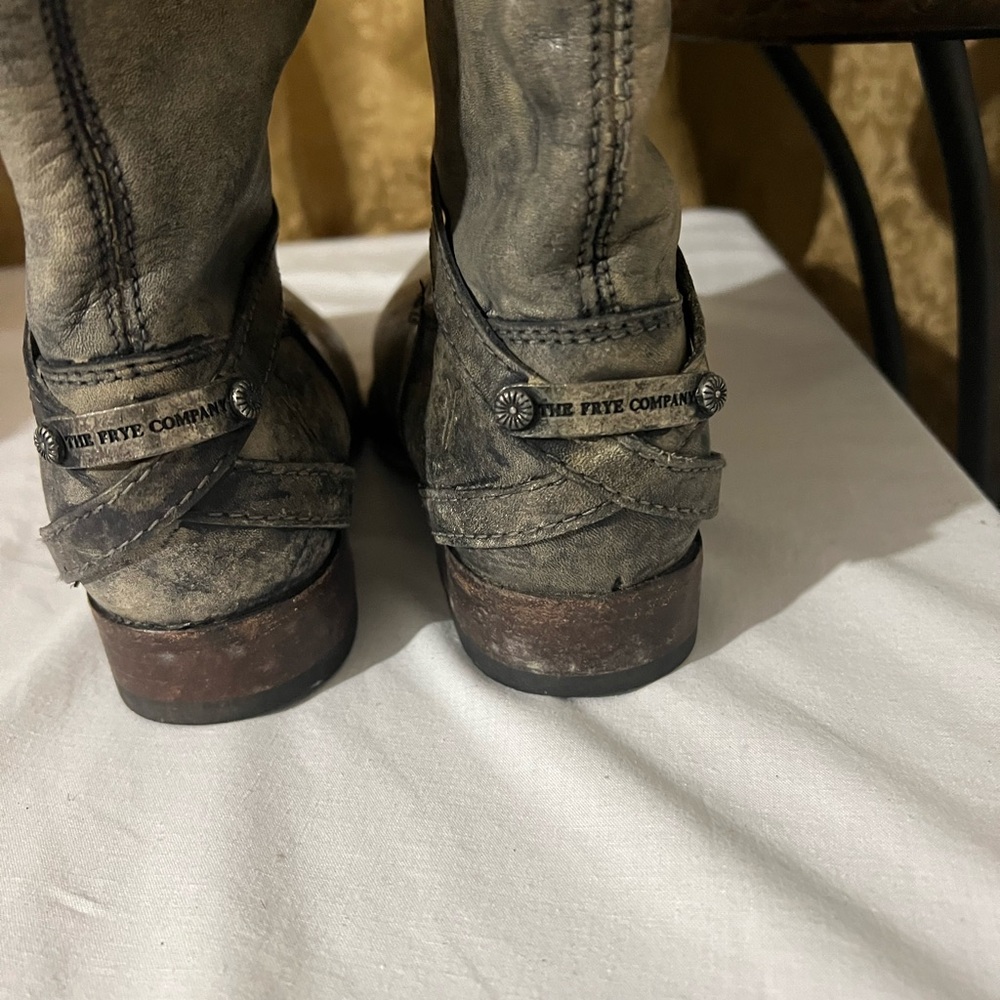 Frye Distressed Gray Leather Boots - Picture 7 of 8